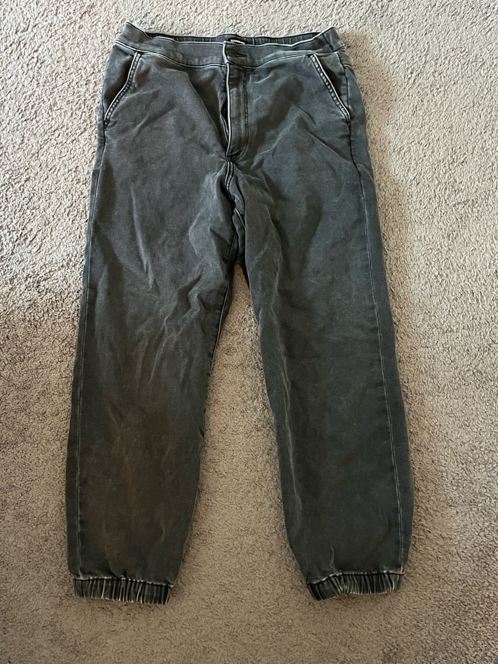 Women’s Charcoal Gray Casual Jogger Pants - Express stretchy high rise
